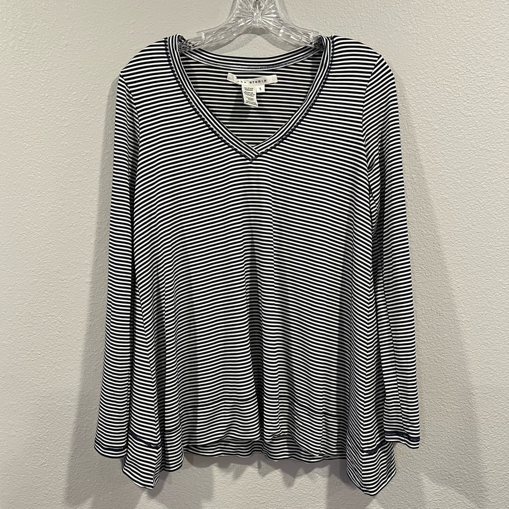 Max Studio long sleeve top